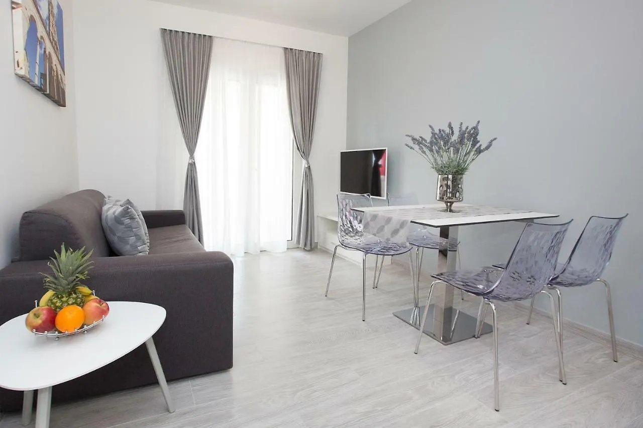 Villa Apartments Art Trogir Croacia