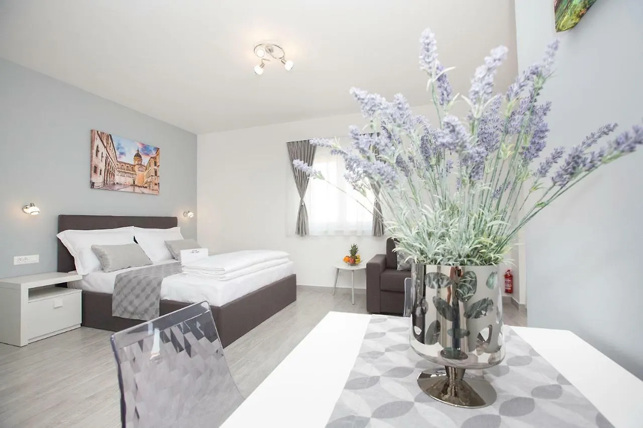טרוגיר Villa Apartments Art קרואטיה